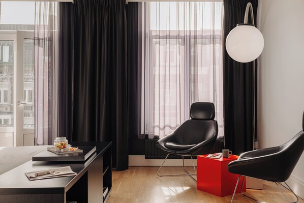 Family Room | Games room - Leonardo Boutique Hotel Maastricht City Center (Maastricht)