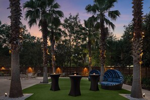 아침 식사 및 저녁 식사 제공, 미국 요리