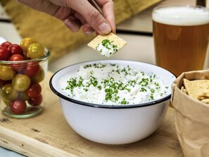 Daily buffet breakfast for a fee - Mercure Hotel Hannover Oldenburger Allee (Hannover)