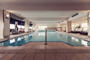 Una piscina techada