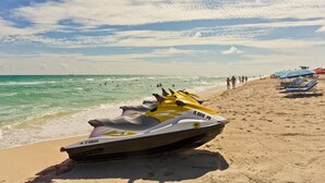 Boating - Seagull Hotel Miami Beach (Miami Beach)