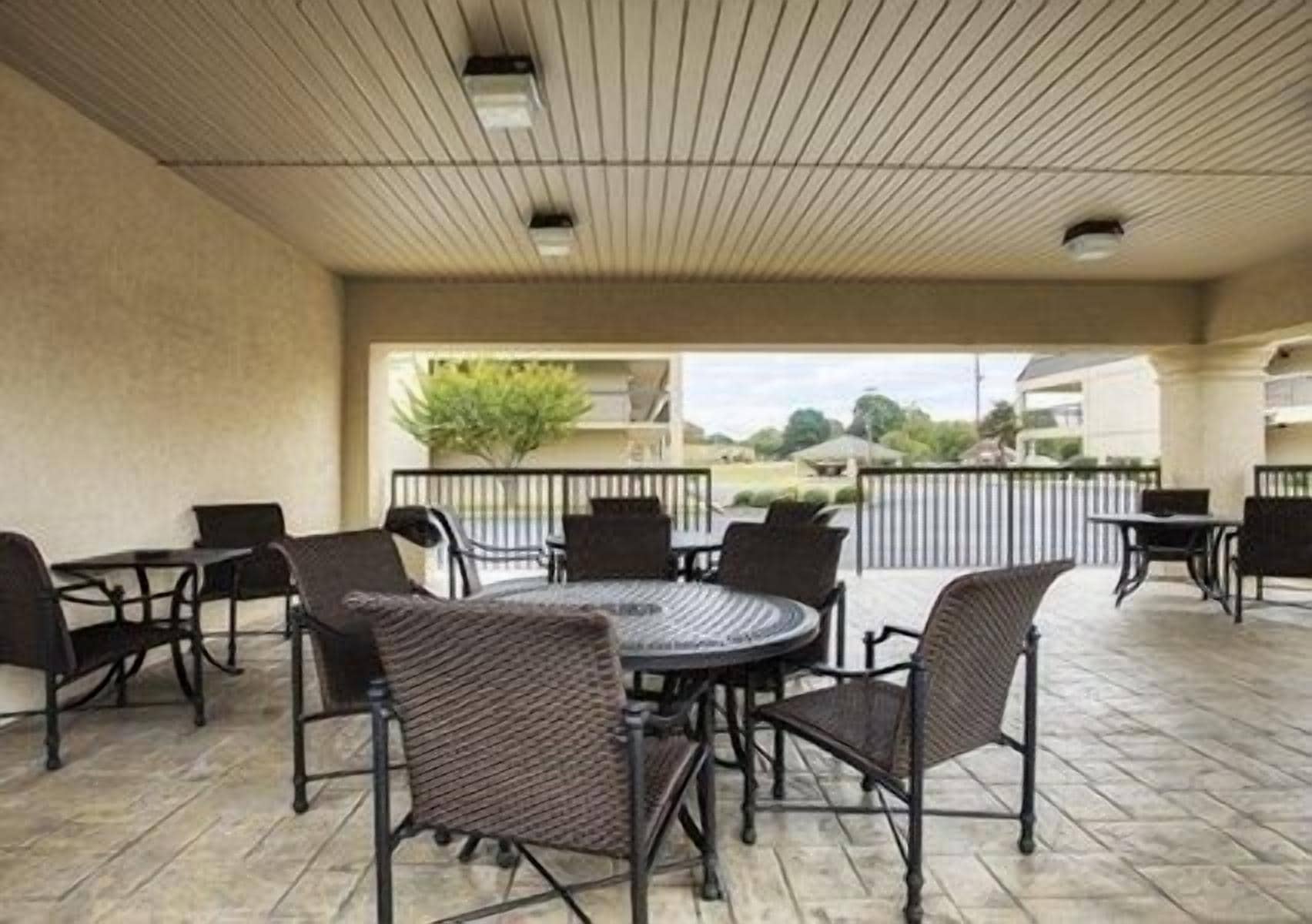BBQ/picnic area