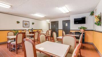 Free continental breakfast