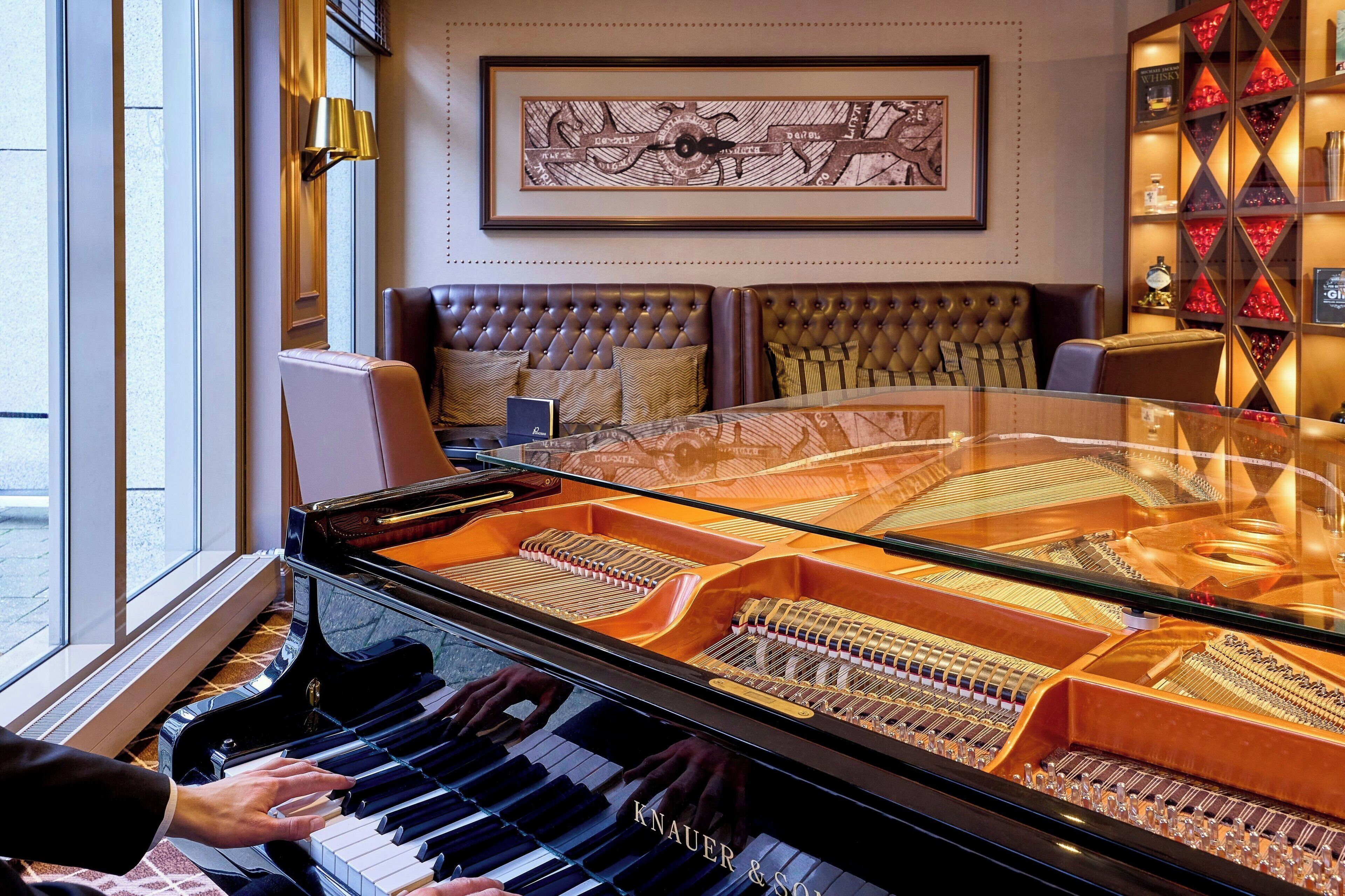 Ofrece desayunos, almuerzos y cenas