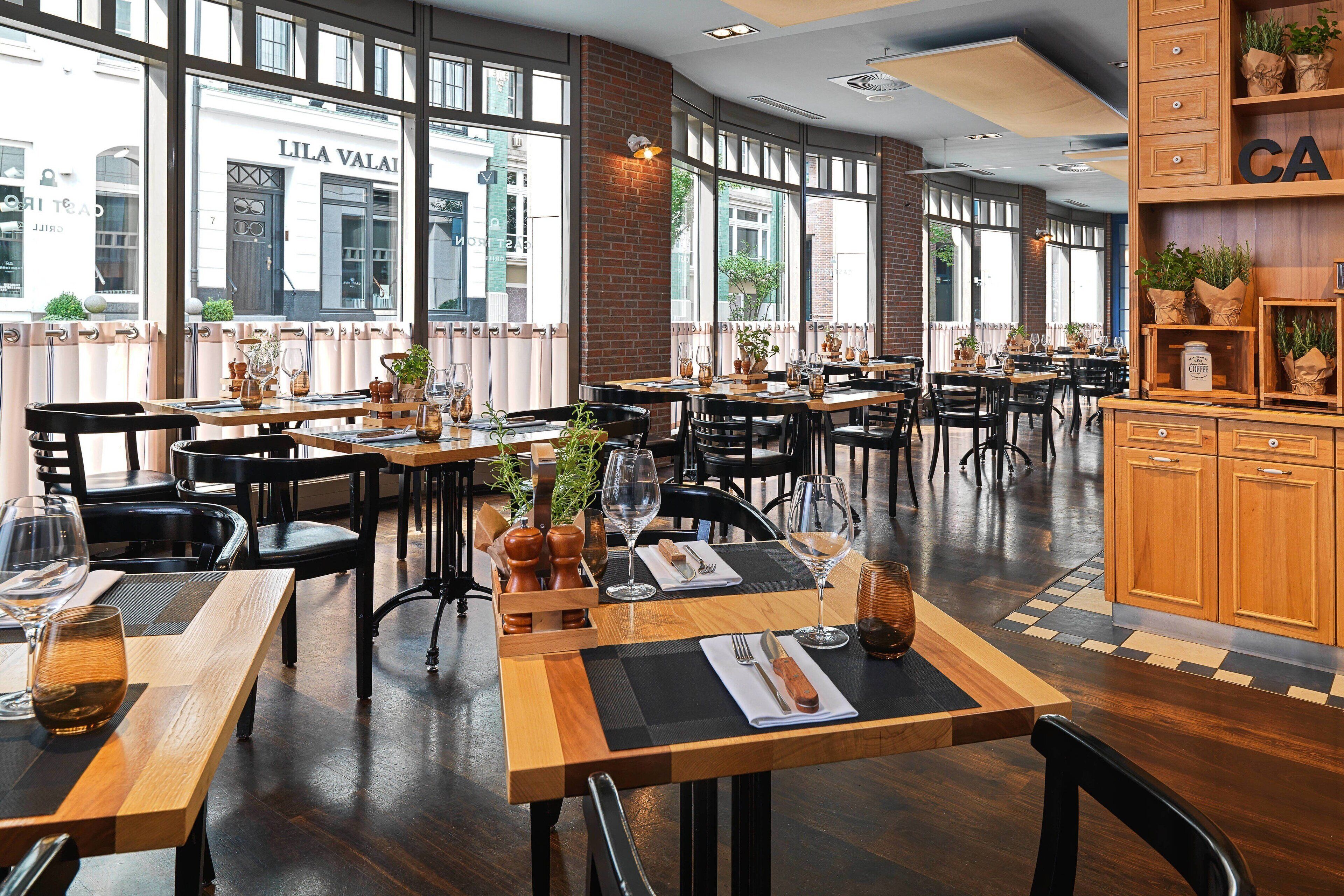 breakfast, lunch, dinner served; regional cuisine