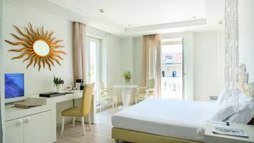 Exclusive Room, Terrace | Premium bedding, minibar, in-room safe, desk