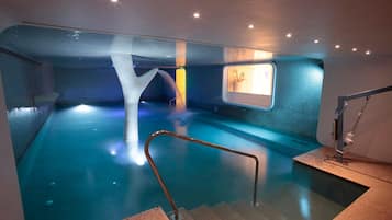 Couples treatment rooms, body treatments, body wraps, body scrubs