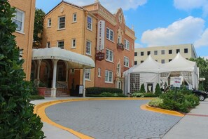 View from property - The Artmore Hotel Closed (Atlanta)