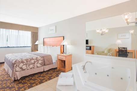 Iron/ironing board, free cribs/infant beds, rollaway beds, free WiFi. Days Inn by Wyndham Gettysburg