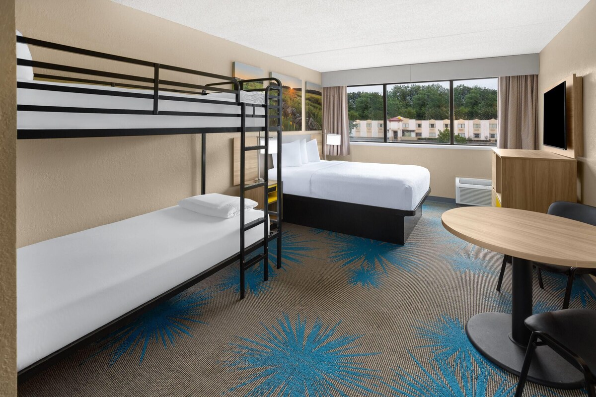 Iron/ironing board, free cots/infant beds, rollaway beds, free WiFi