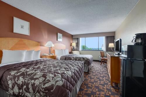 Iron/ironing board, free cribs/infant beds, rollaway beds, free WiFi
