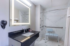 Zimmer, 1 King-Bett, barrierefrei, Nichtraucher | Barrierefreies Bad