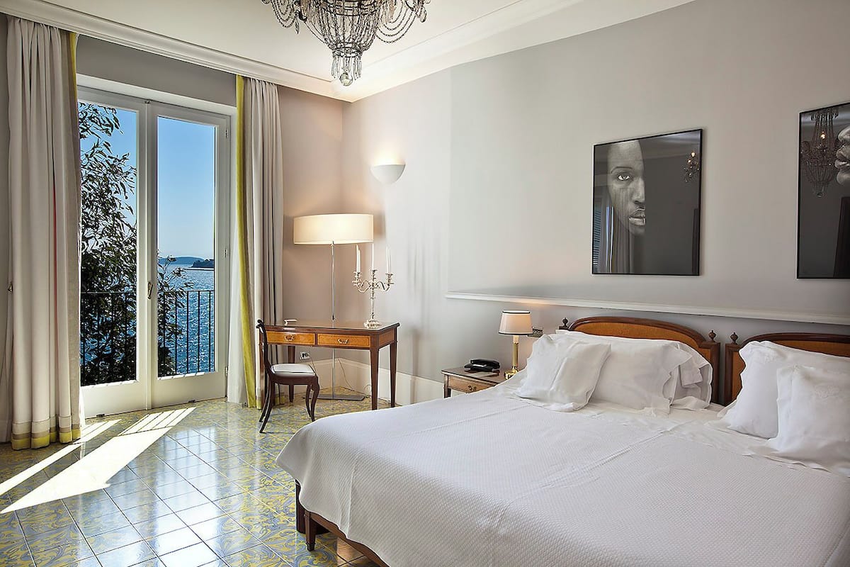 Suite Royal | Ropa de cama de alta calidad y minibar