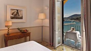 Regina Isabella Suite