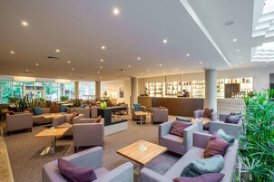 每日供应自助式早餐（每人 EUR 16.50）