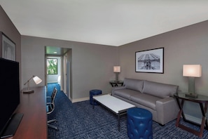 1 bedroom, premium bedding, pillow-top beds, in-room safe