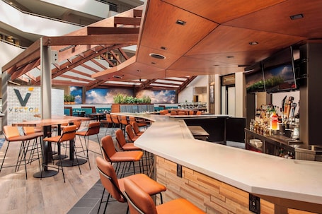 Bar (on property). Sheraton Suites Philadelphia Airport