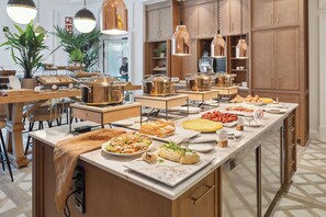 Daily buffet breakfast for a fee