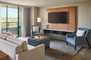 Smart TV, Netflix, pay movies