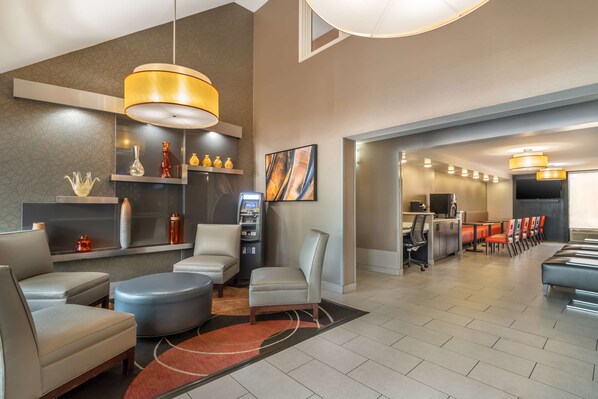 Lobby - Best Western Gastonia (Gastonia)