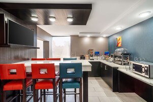 Free daily full breakfast