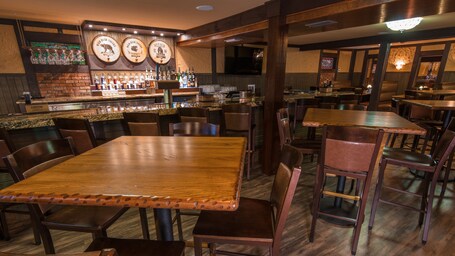 Wild Bear Inn - Image 34