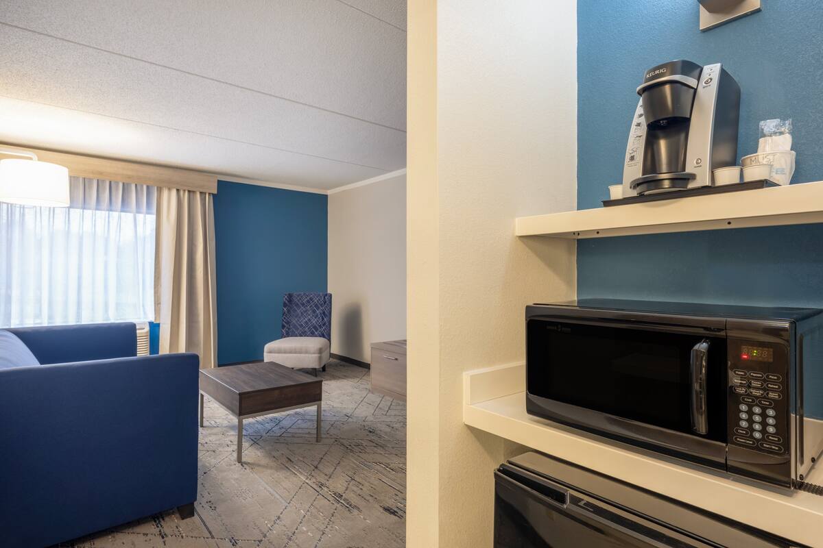 in-room safe, desk, laptop workspace, iron/ironing board