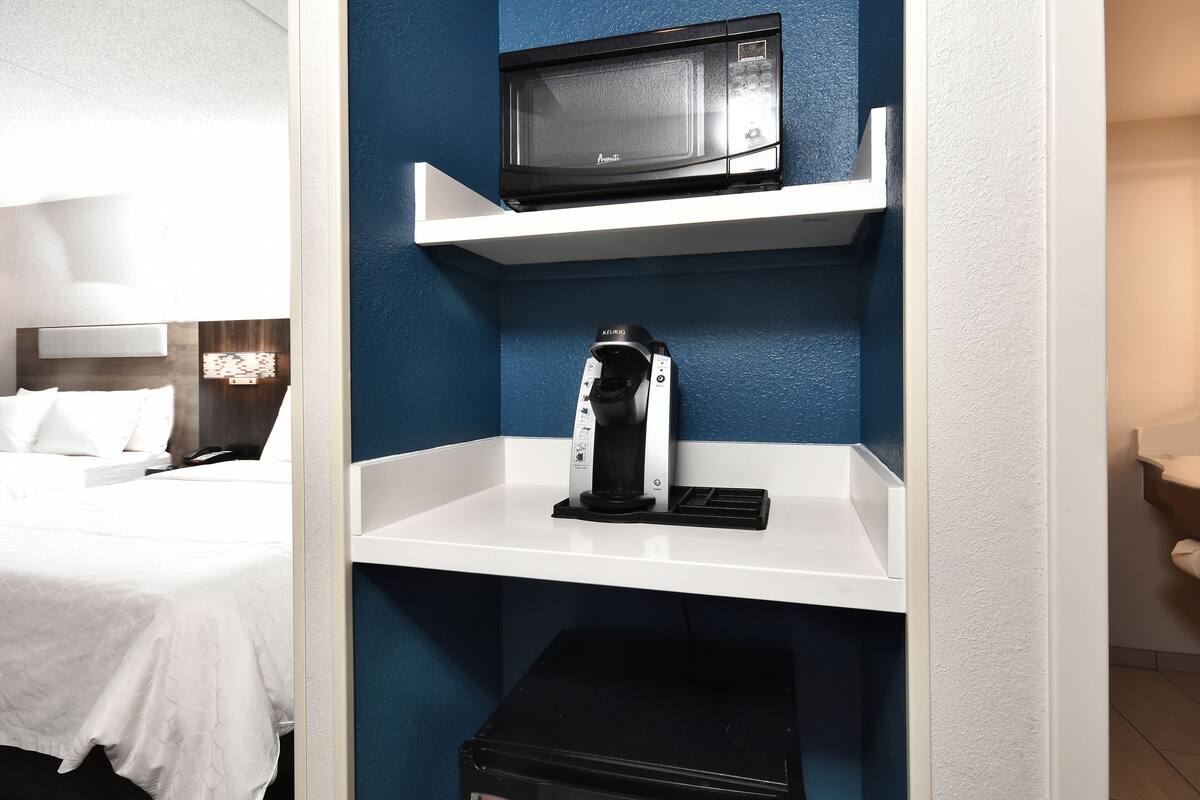 in-room safe, desk, laptop workspace, iron/ironing board