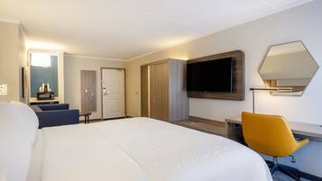 Caja de seguridad en la habitación y escritorio