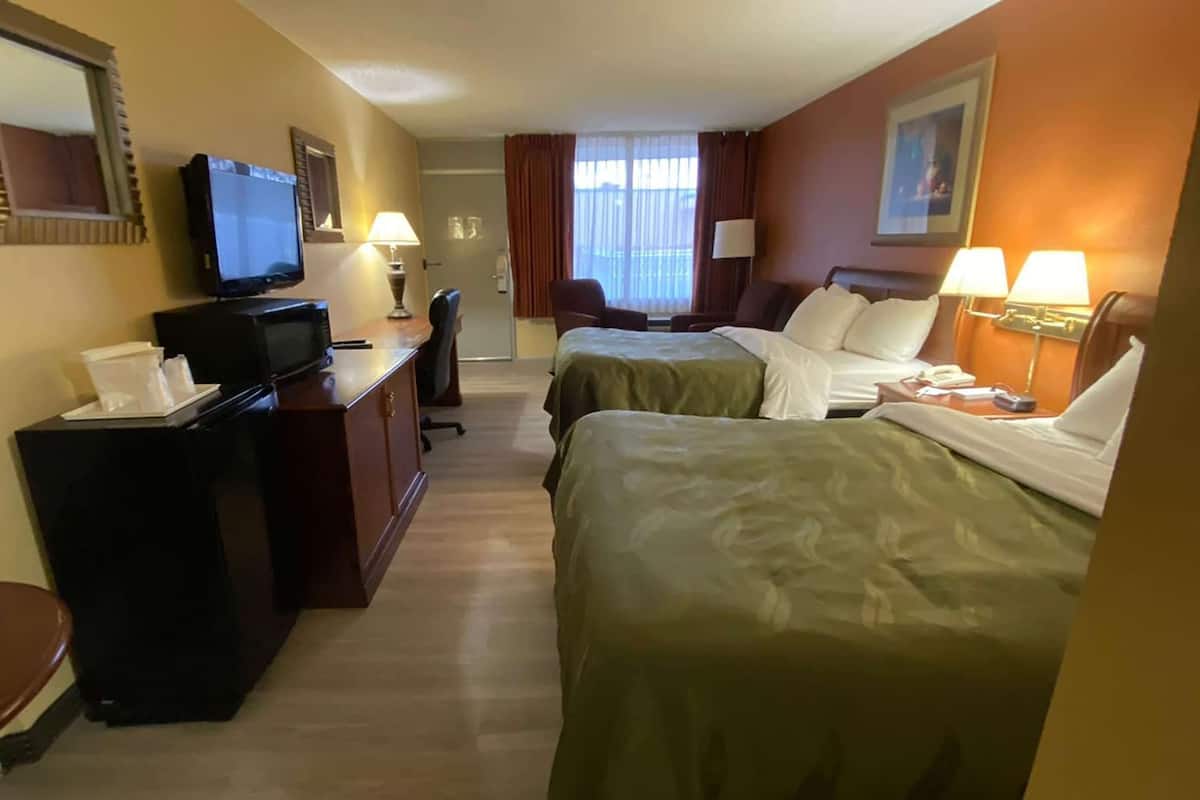 Room, 2 Double Beds, Non Smoking