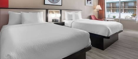 Chambre, 2 lits doubles, non-fumeur, vue piscine