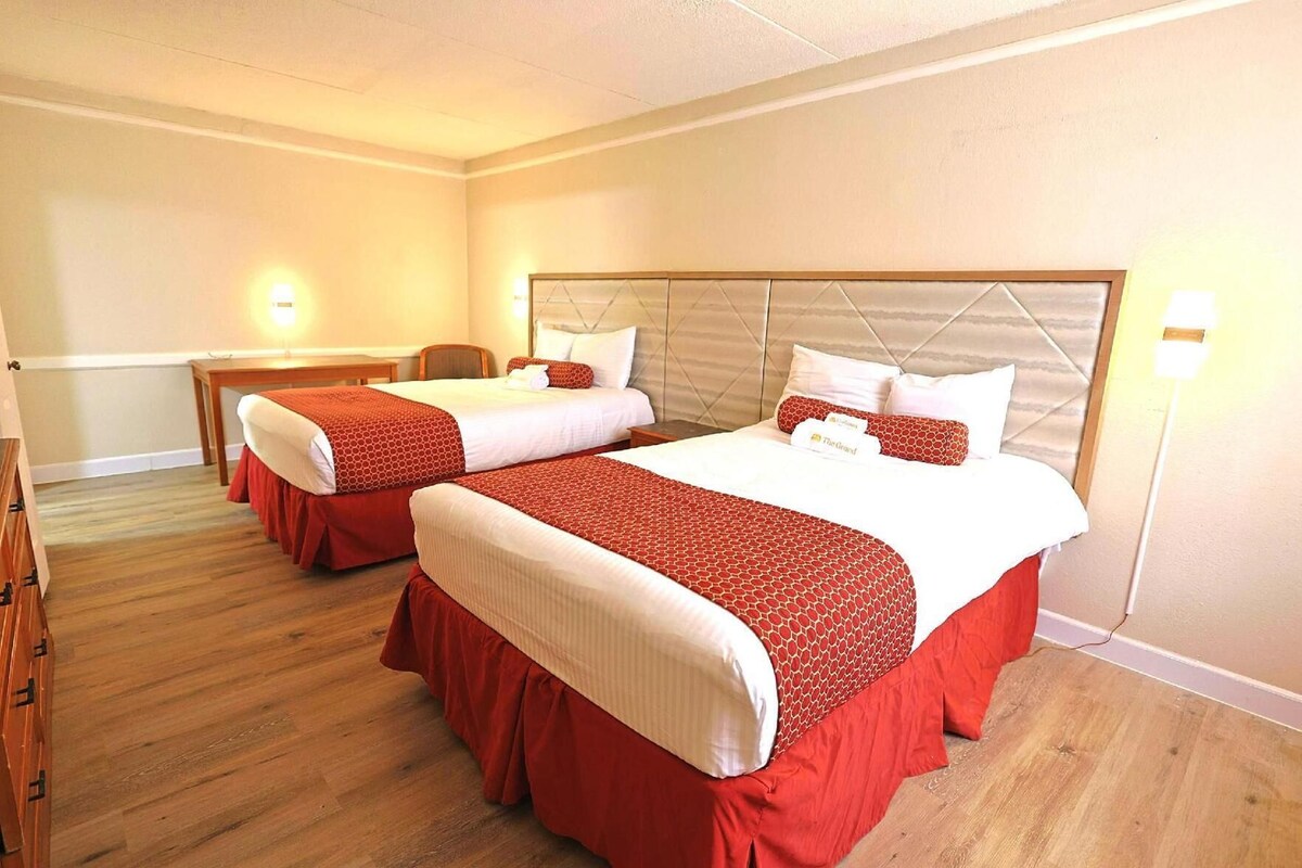 Premium bedding, desk, iron/ironing board (on request), WiFi (free)