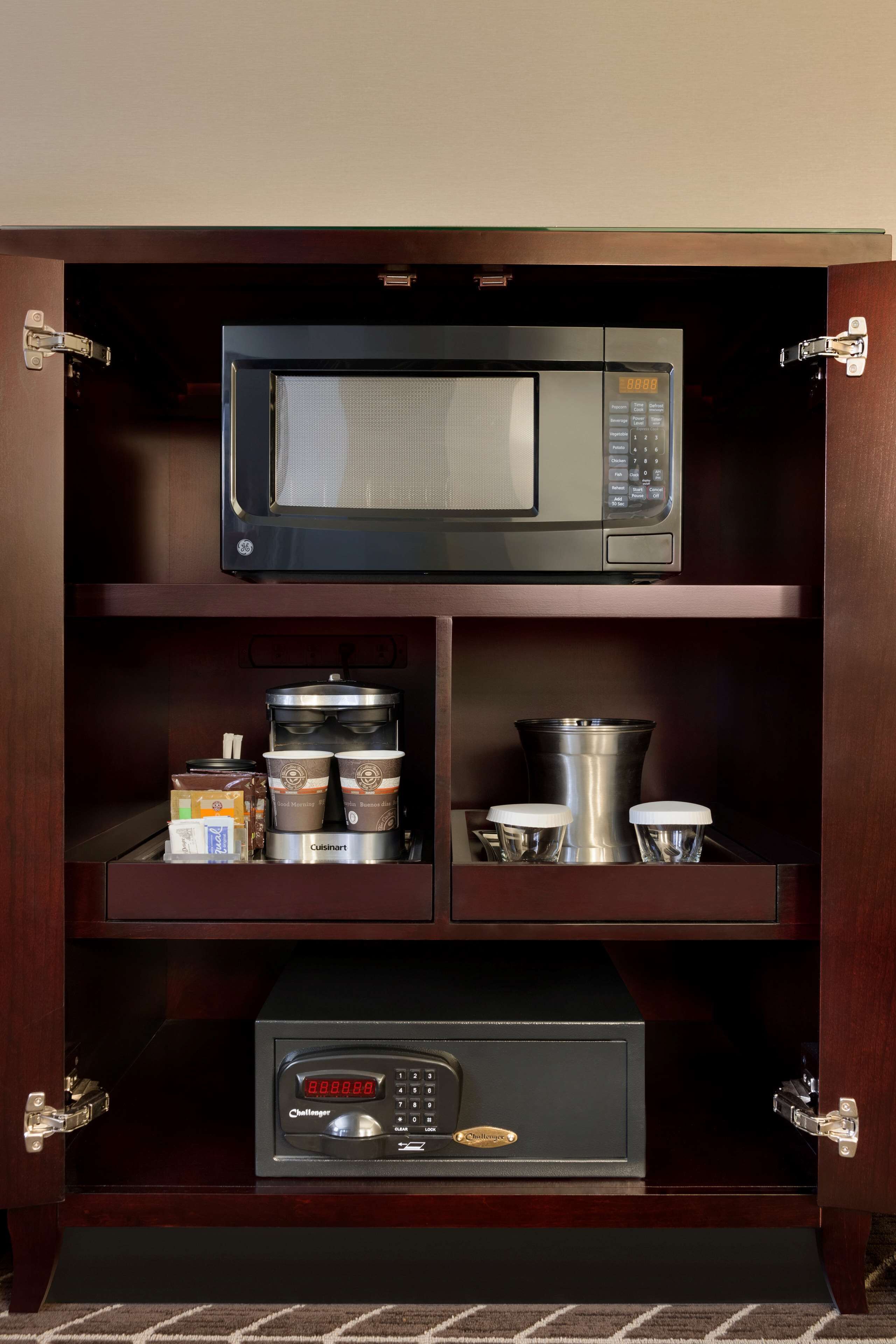 Photo - Hilton Arlington