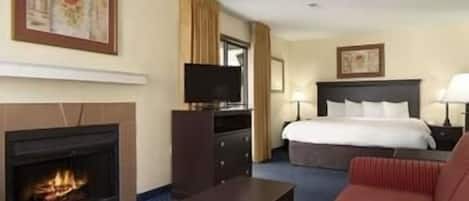 Premium bedding, desk, iron/ironing board, free cribs/infant beds