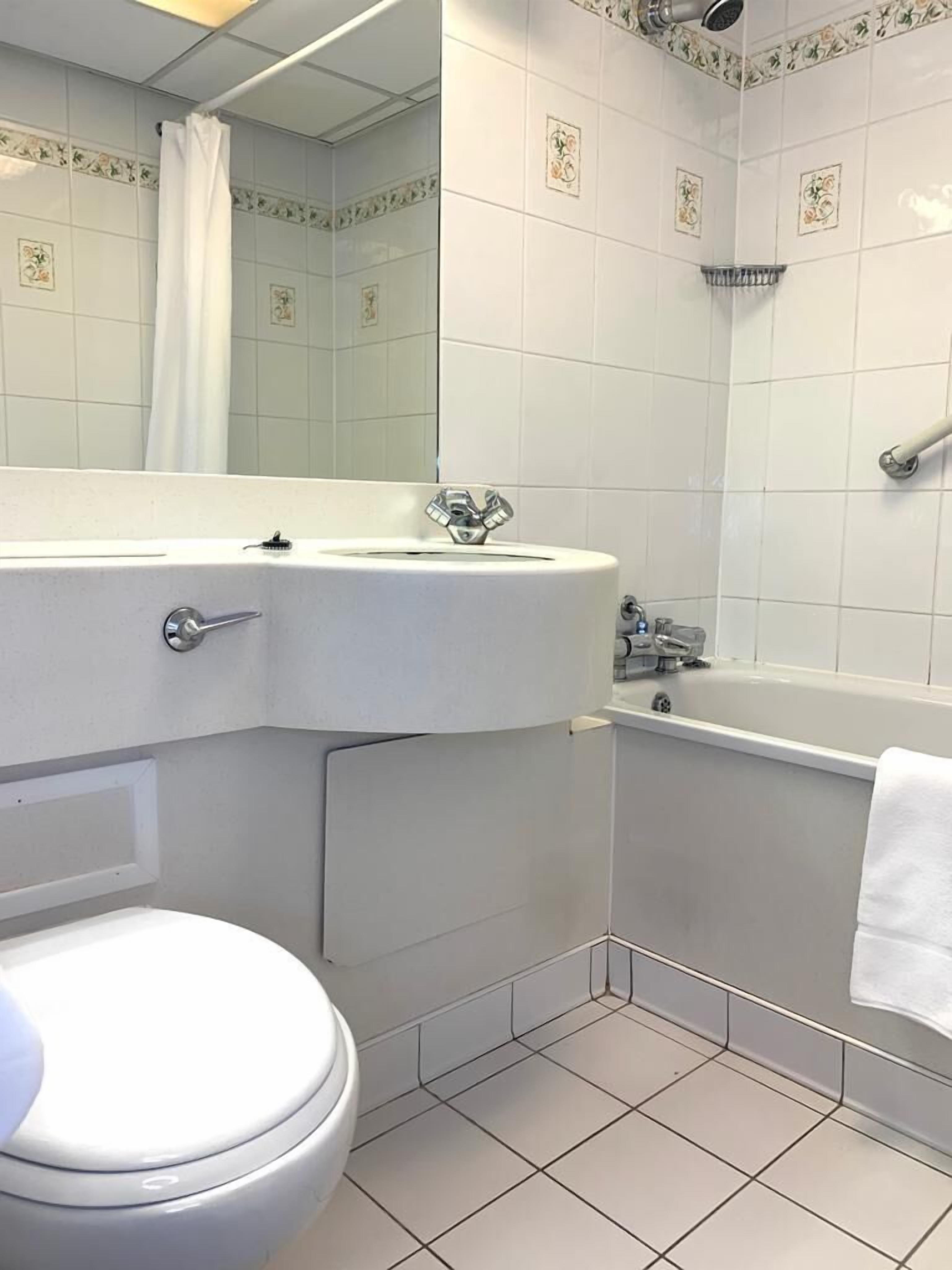 Photo - Fairways Lodge & Leisure Club