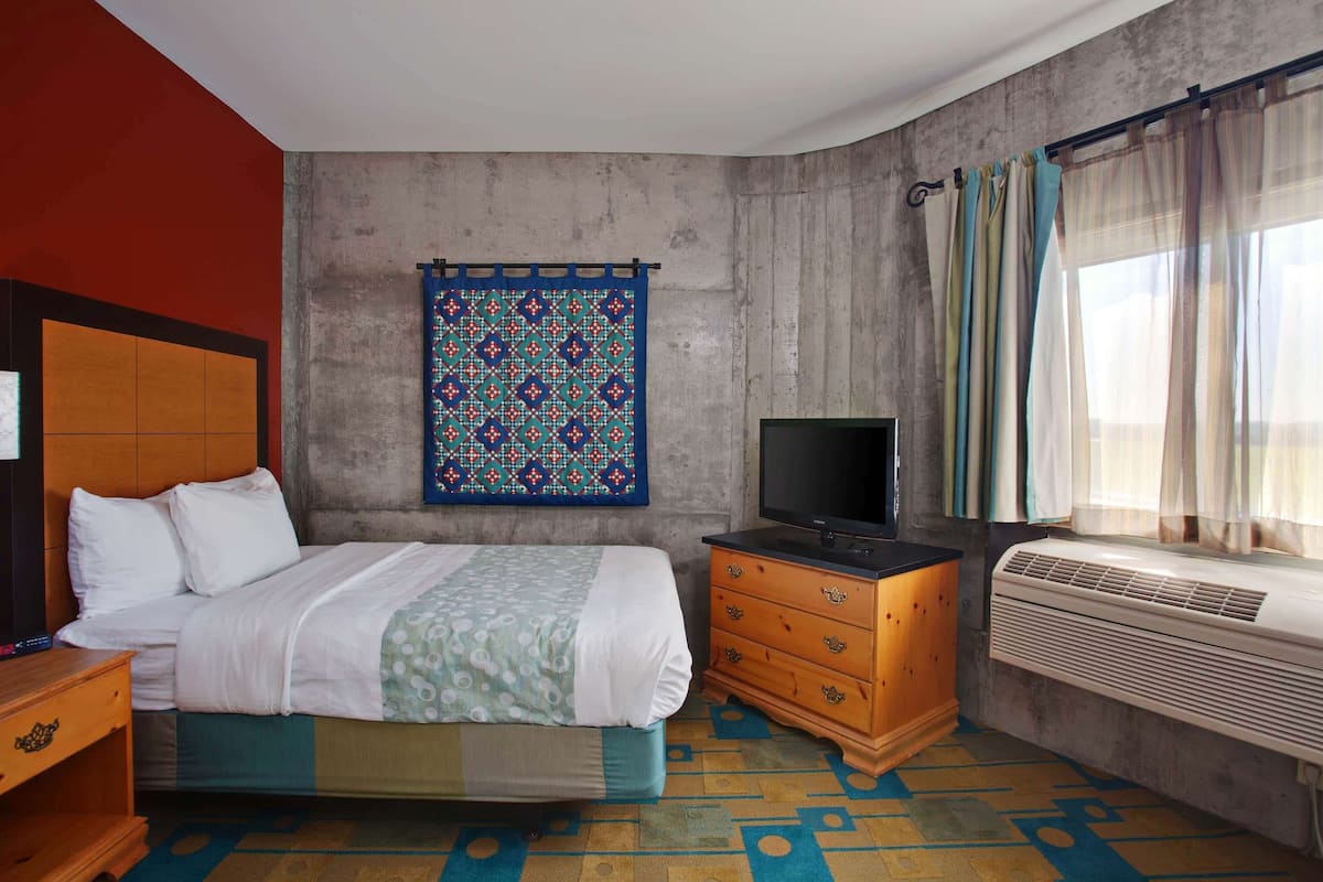 Room, 1 Double Bed, Non Smoking (Mobility Accessible)