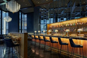 3 barer/lounger og cocktailbar