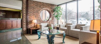 Quality Inn Schaumburg - Chicago near the Mall