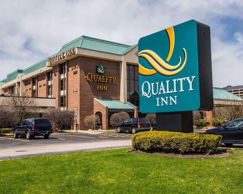 Quality Inn Schaumburg - Chicago near the Mall