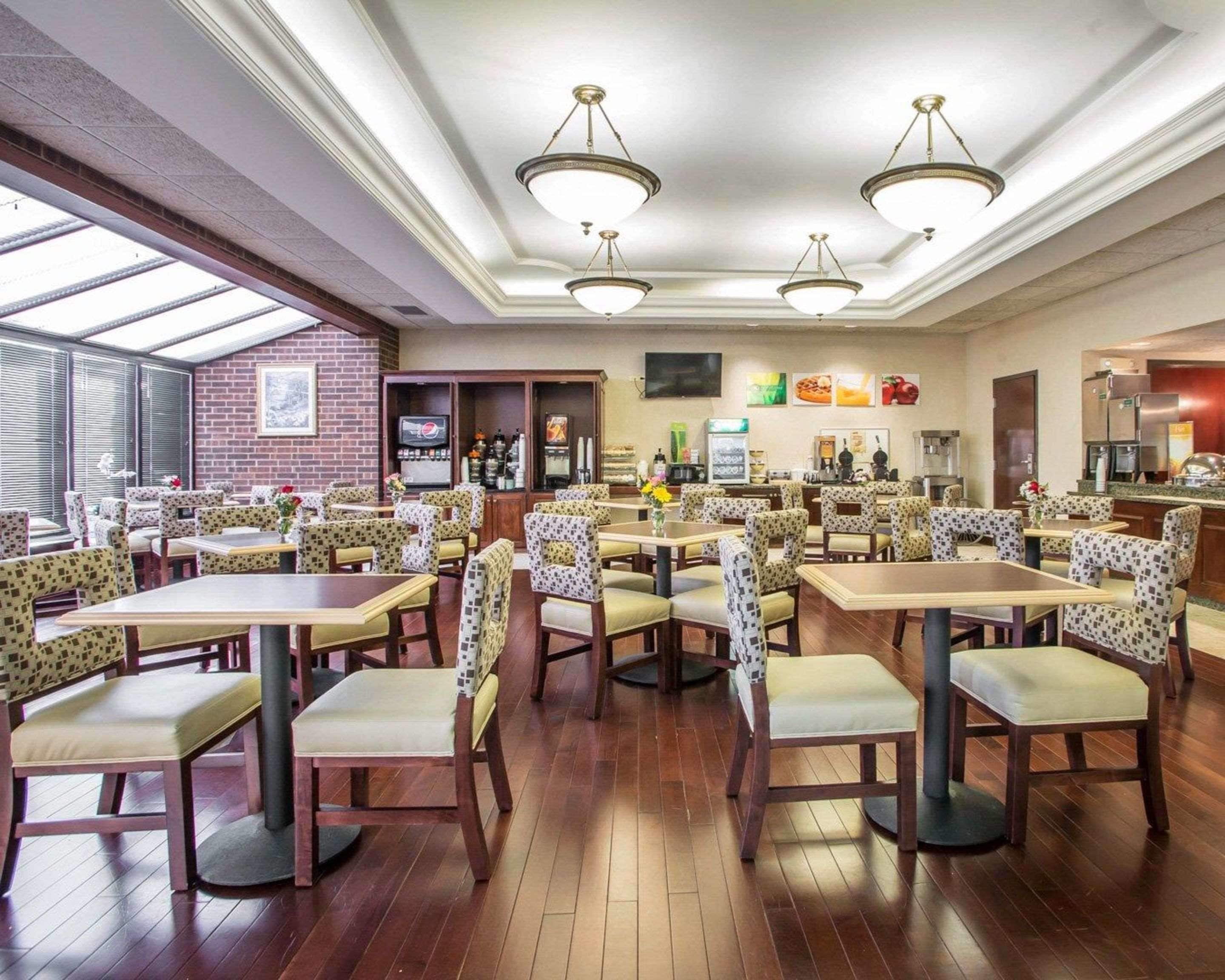 Tägliches inbegriffenes Frühstücksbuffet