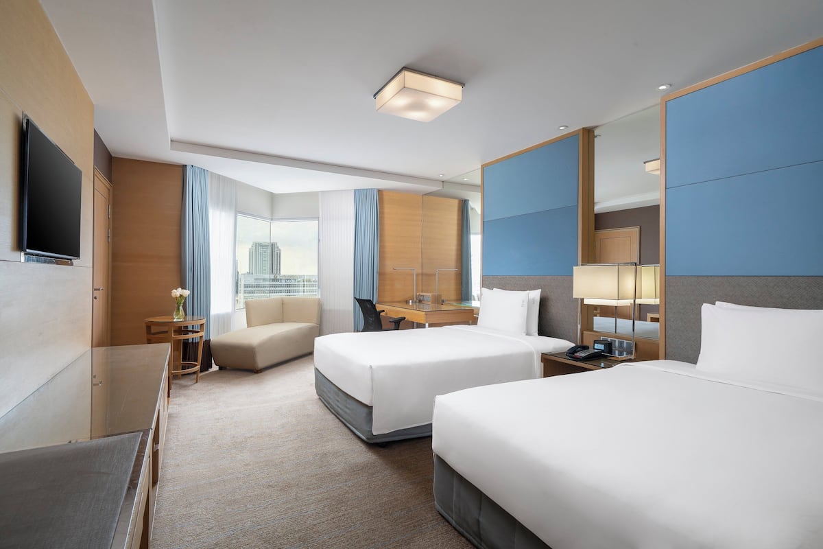 Hochwertige Bettwaren, Minibar, Zimmersafe, individuell eingerichtet