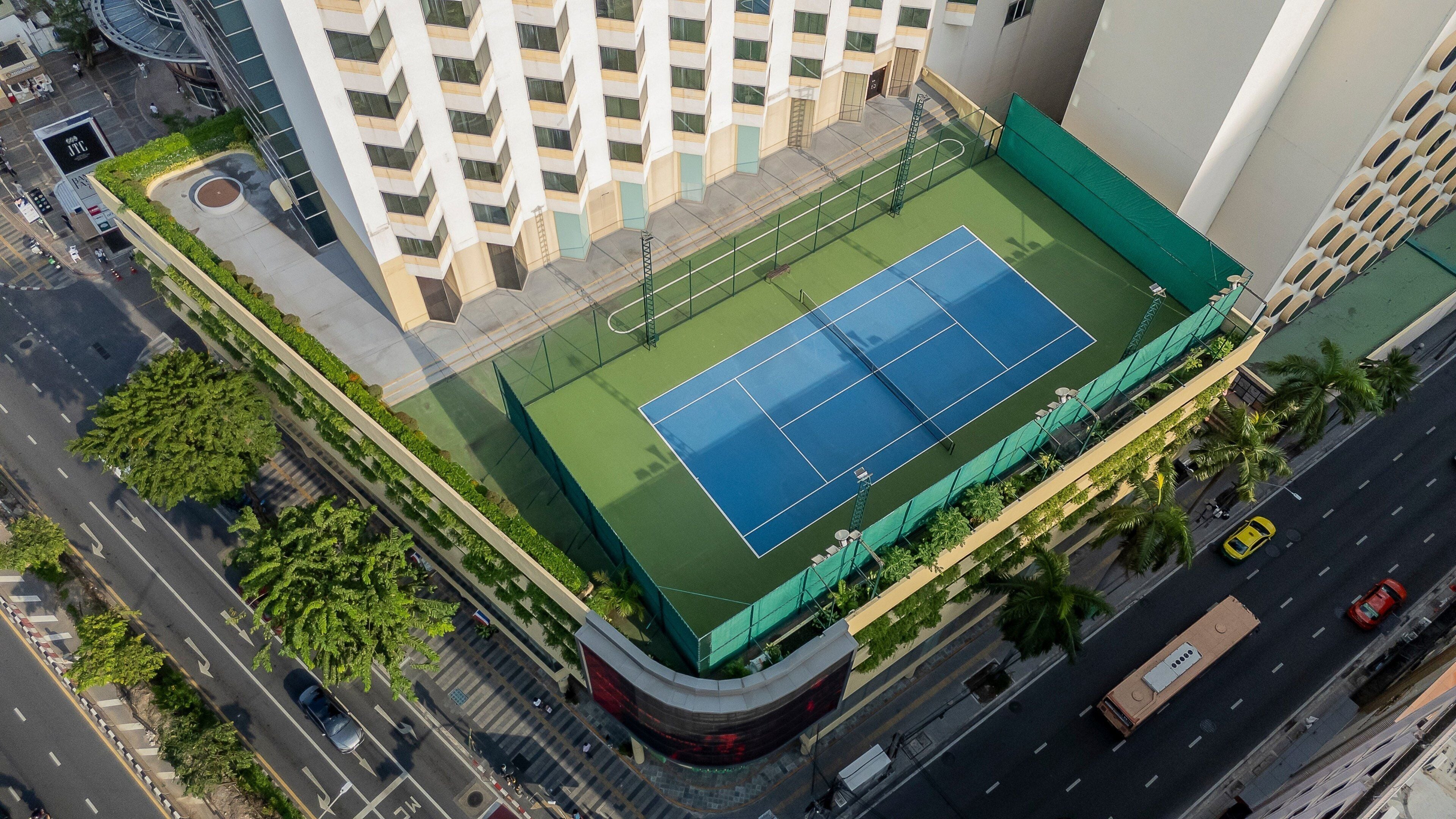 Photo - Holiday Inn Bangkok Silom by IHG