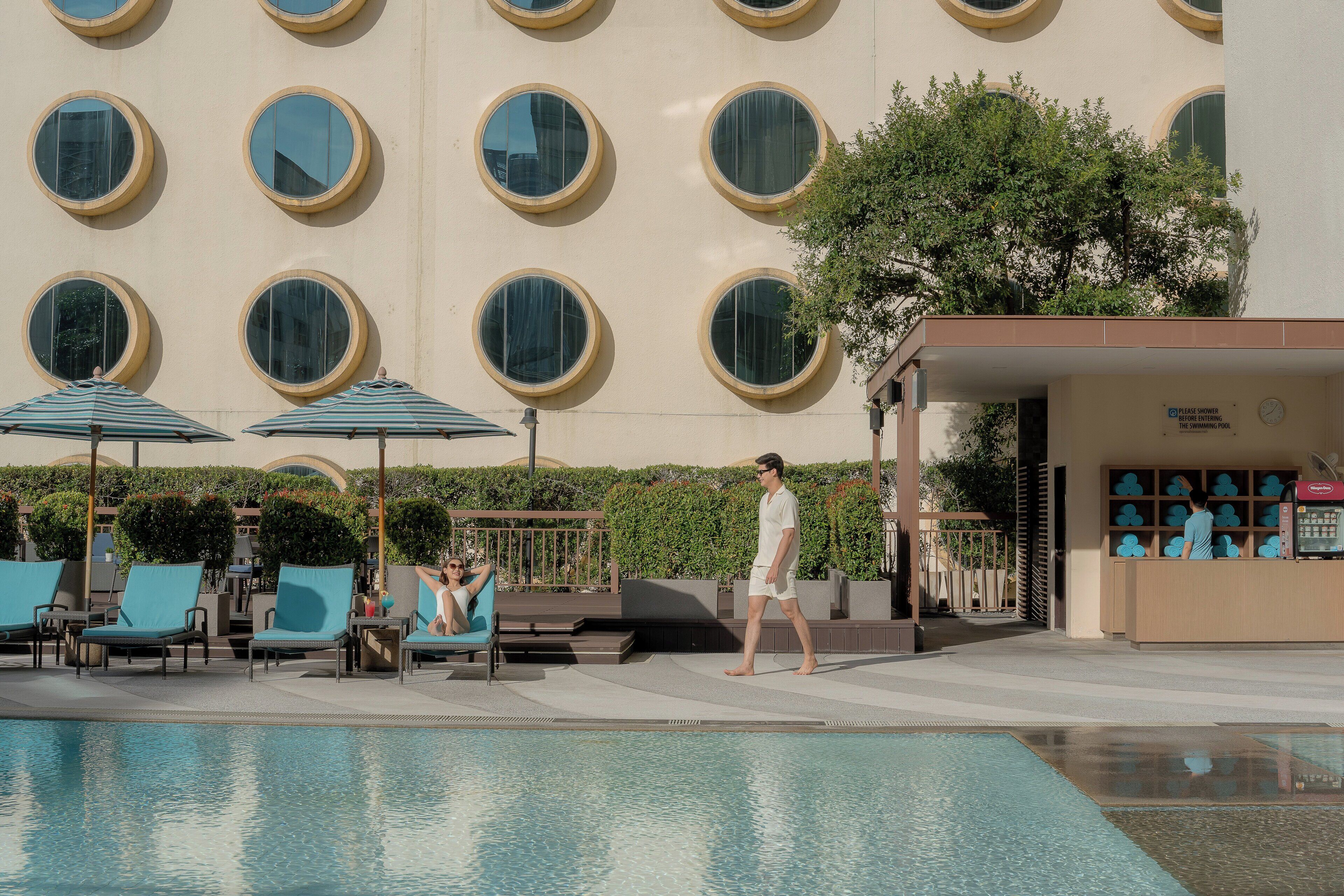 Photo - Holiday Inn Bangkok Silom by IHG
