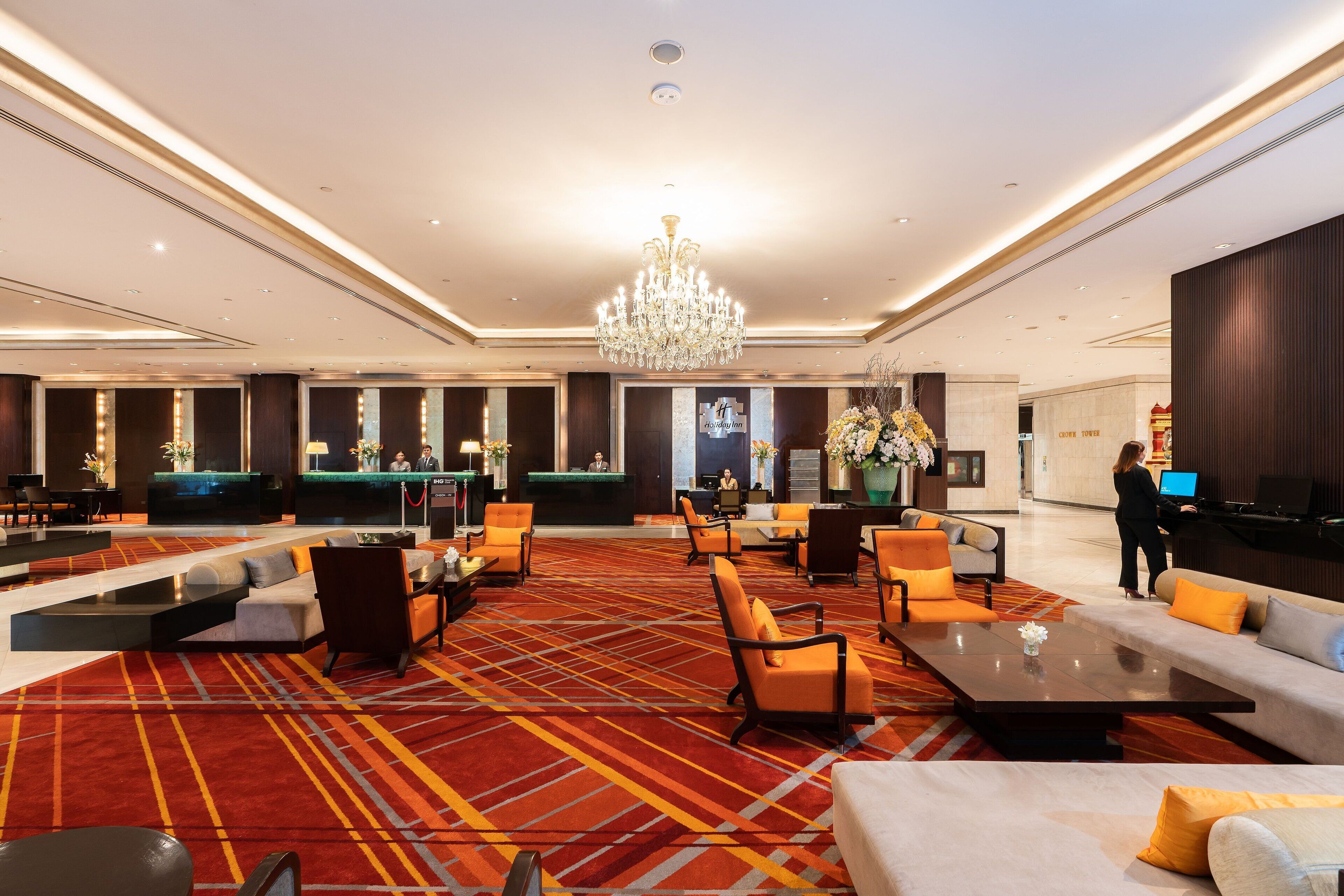 Photo - Holiday Inn Bangkok Silom by IHG