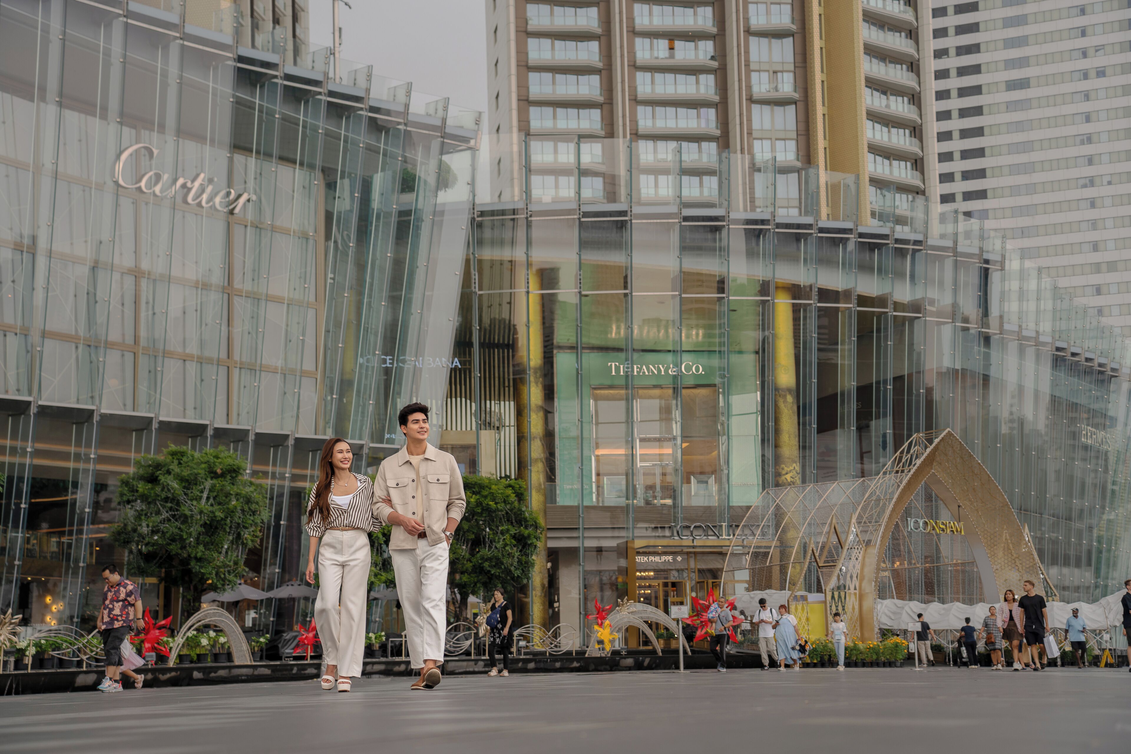 Photo - Holiday Inn Bangkok Silom by IHG