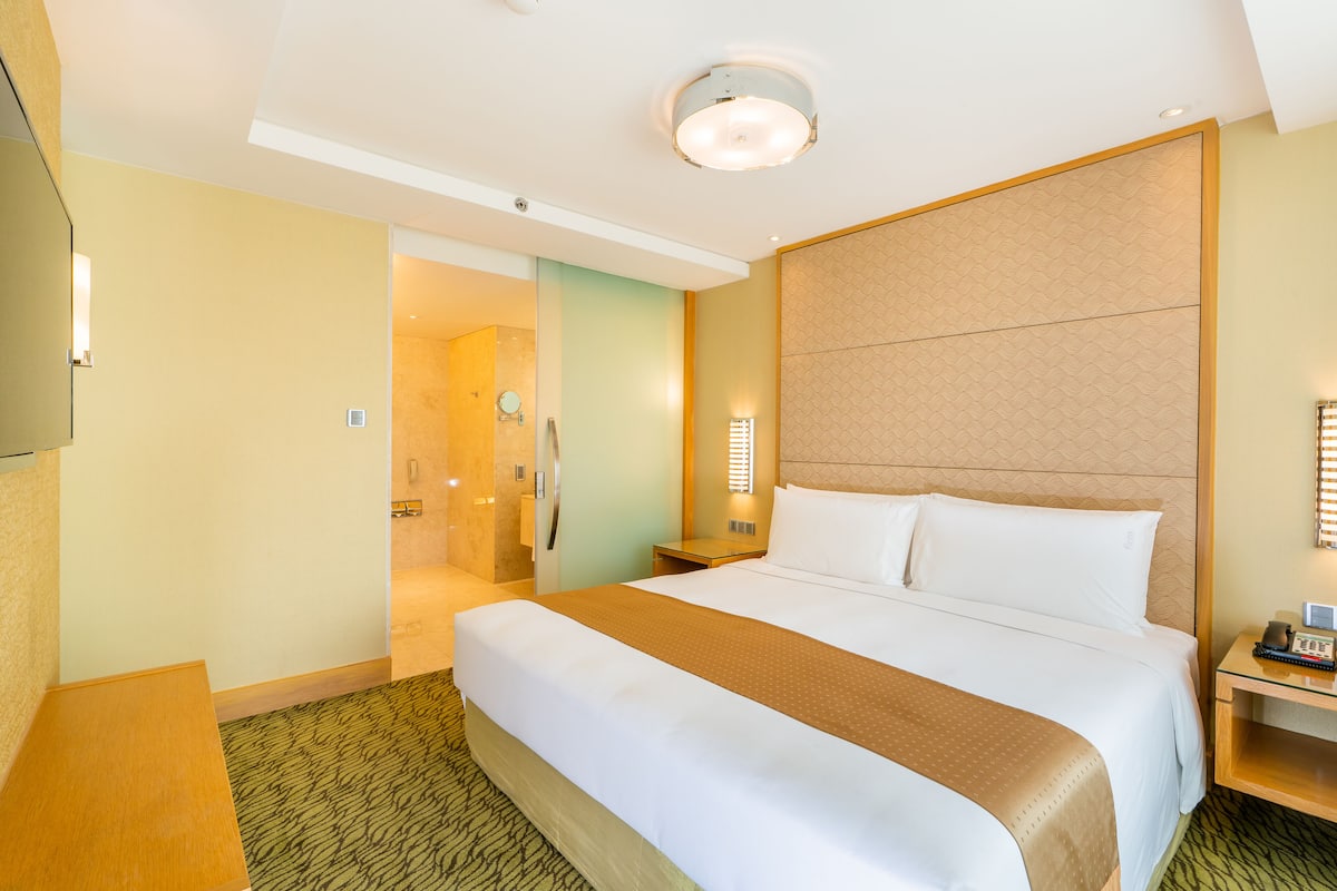 Biancheria da letto di alta qualità, minibar, una cassaforte in camera