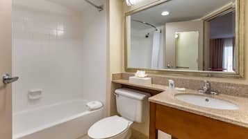 Deluxe Suite, 1 King Bed, Non Smoking | Premium bedding, down comforters, desk, laptop workspace