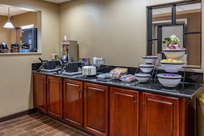 Free daily on-the-go breakfast