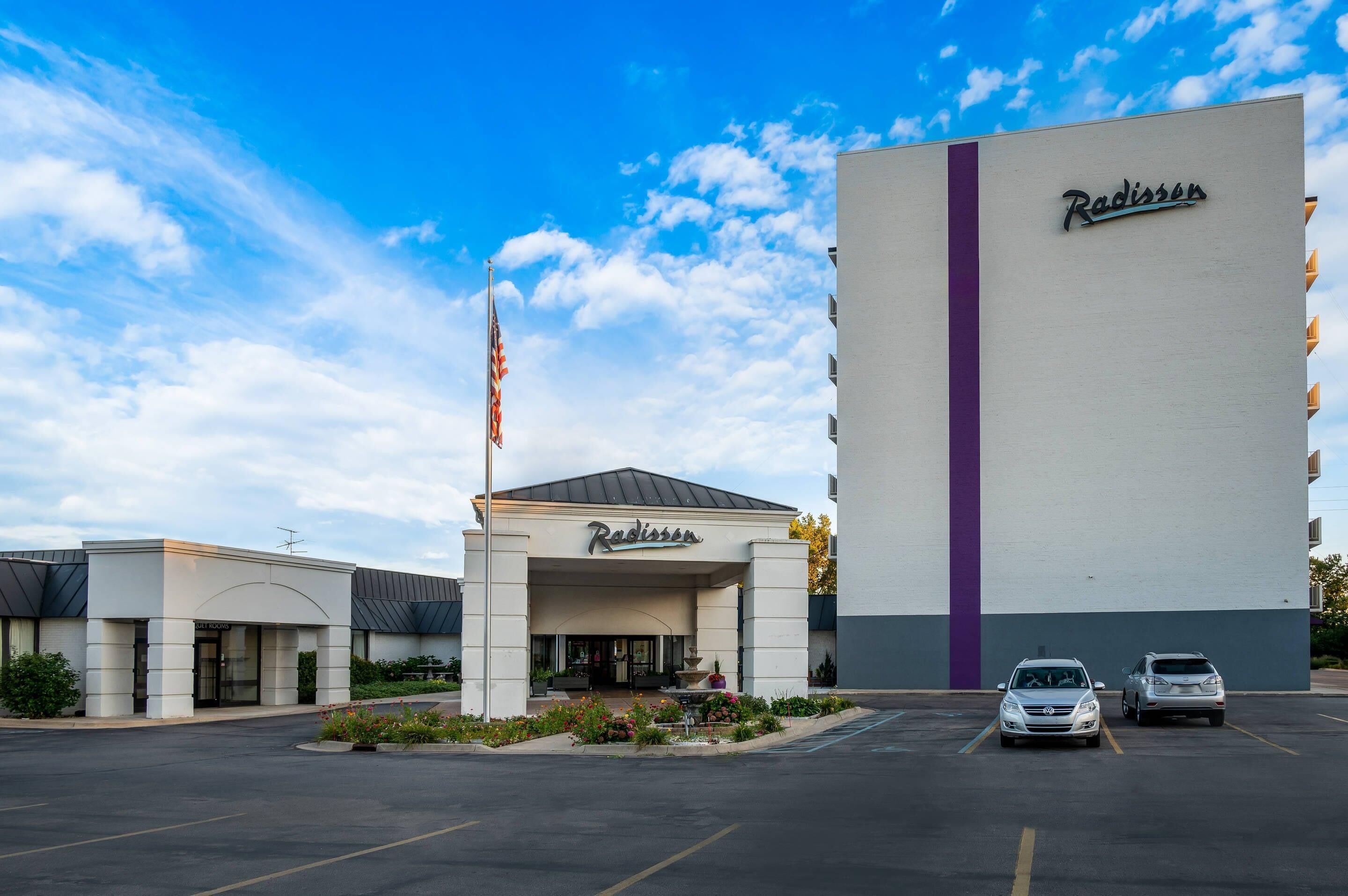 Photo - Radisson Hotel Grand Rapids Riverfront
