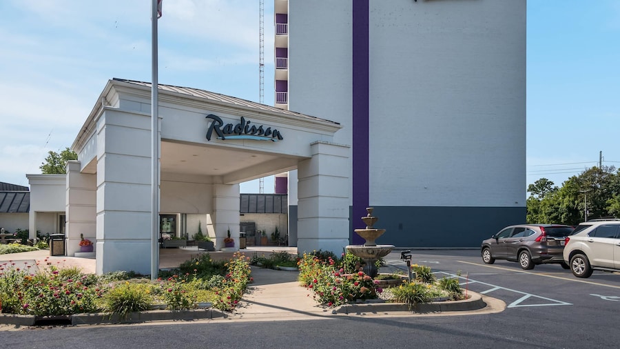 Radisson Hotel Grand Rapids Riverfront